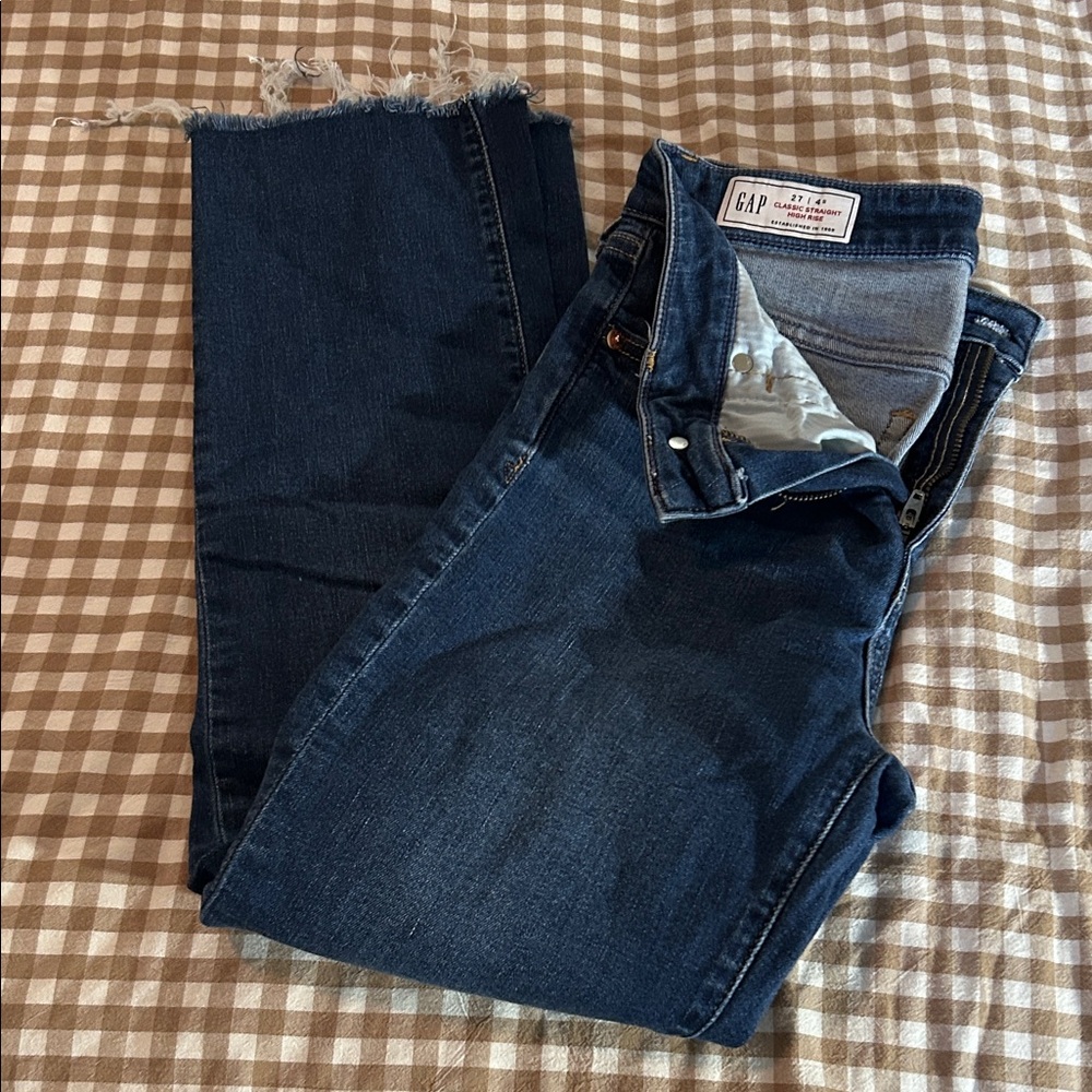 GAP classic straight high rise 27 4s